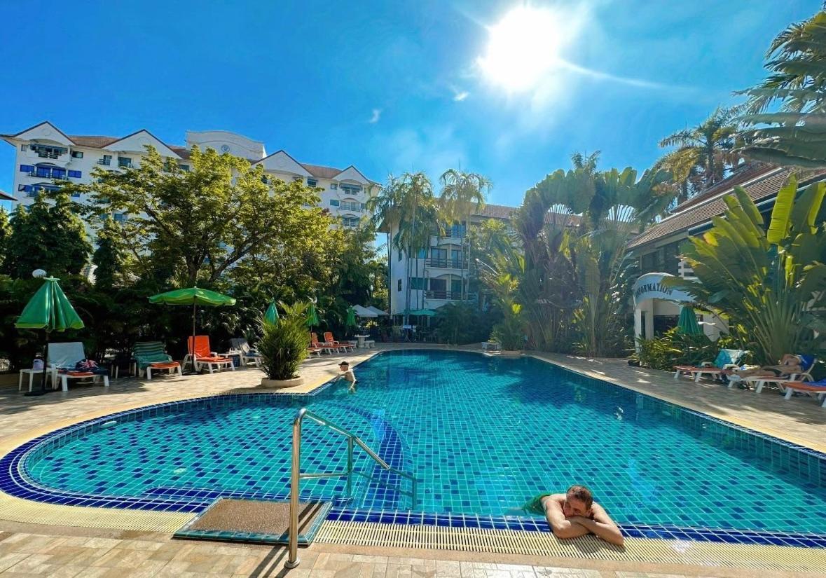 Studio Apartment Diana Estate Condominium Pattaya Eksteriør bilde