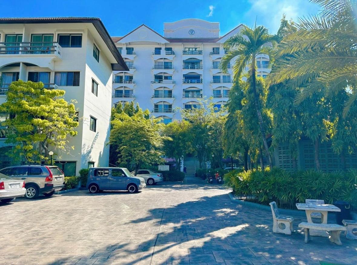 Studio Apartment Diana Estate Condominium Pattaya Eksteriør bilde